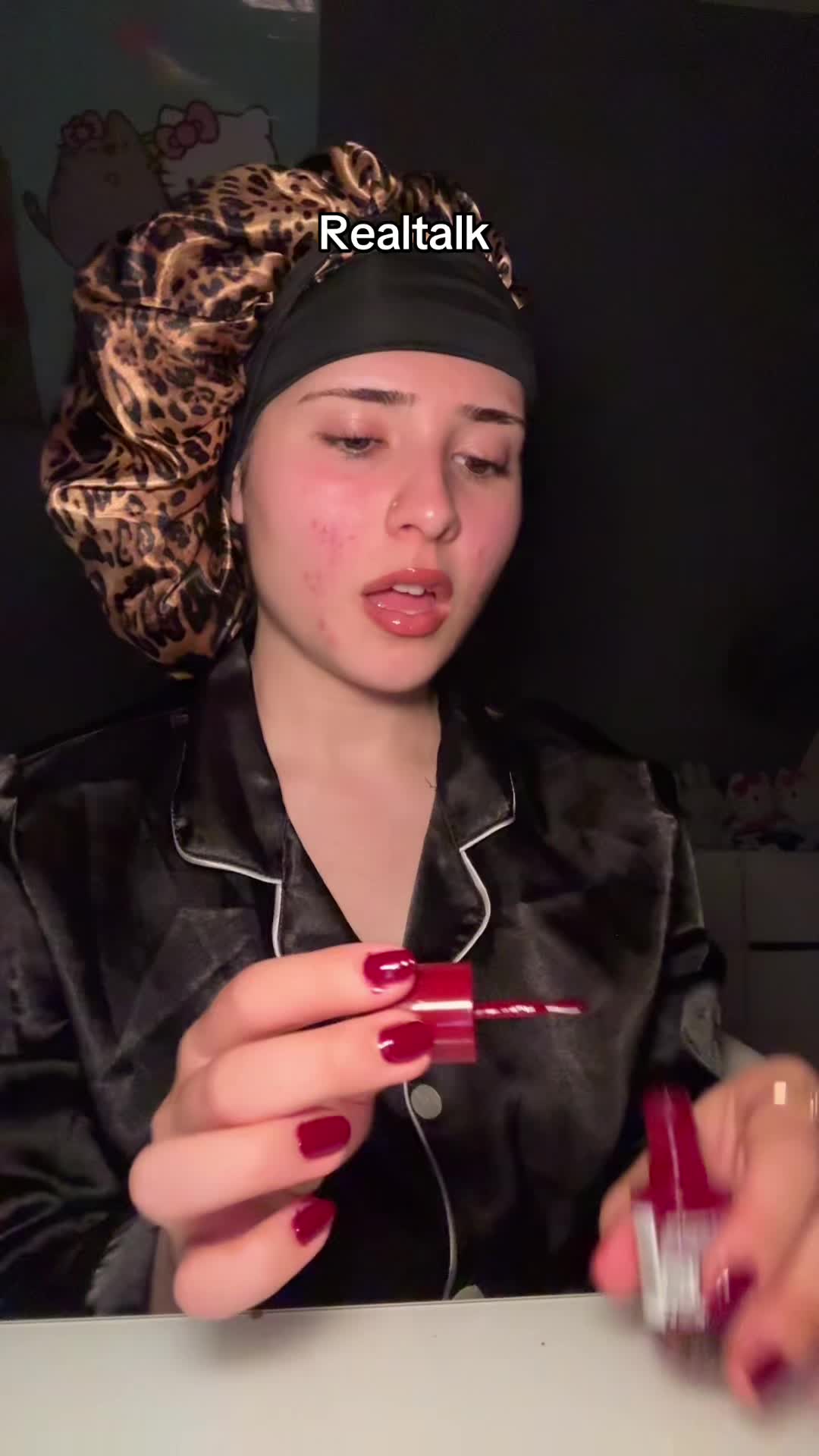 @y4looo444