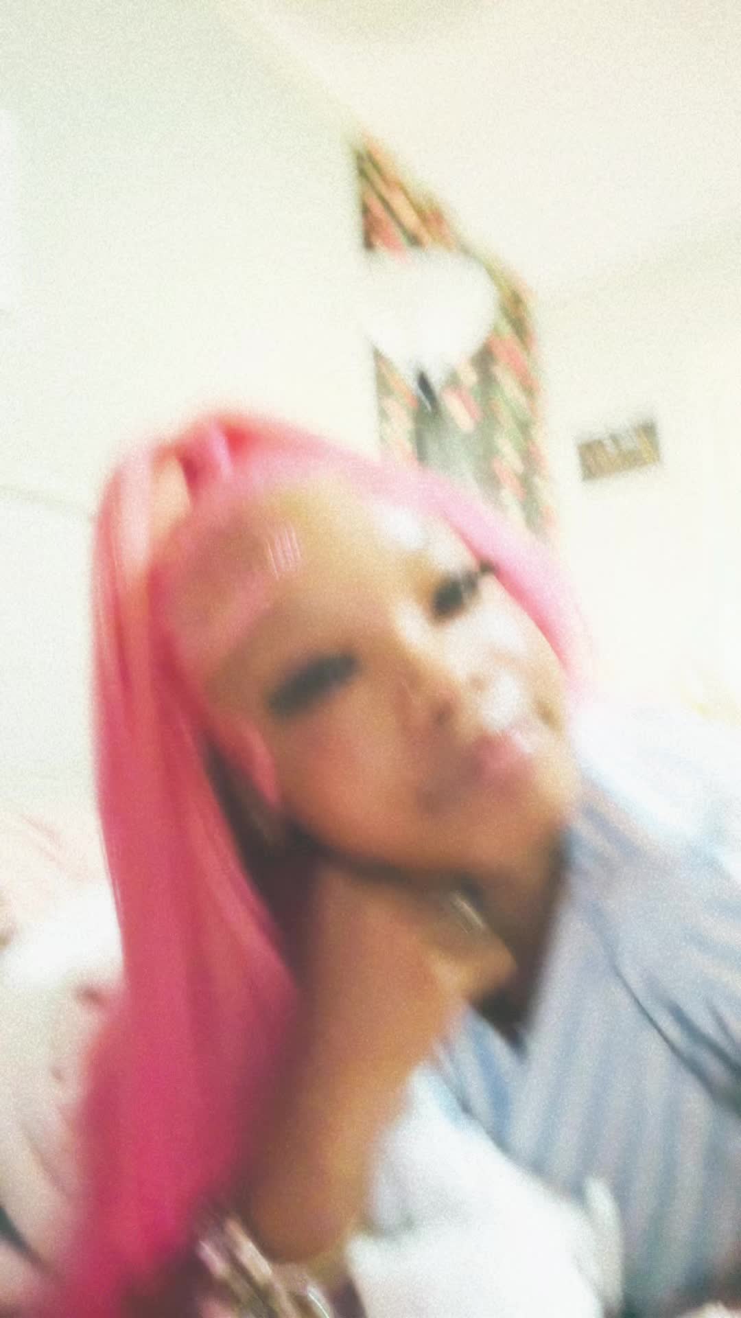 @knicolethed0ll