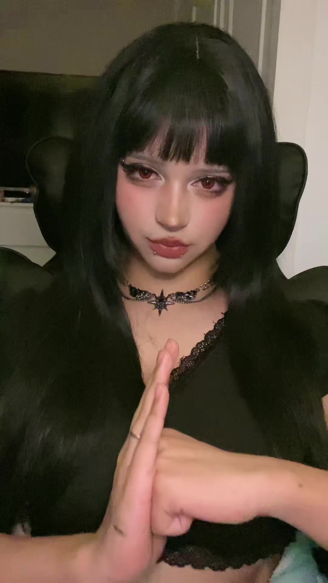 @Ivyy