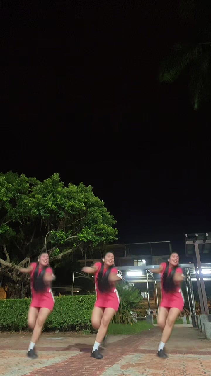 @Unni🦋💃🏼🍑🏳️