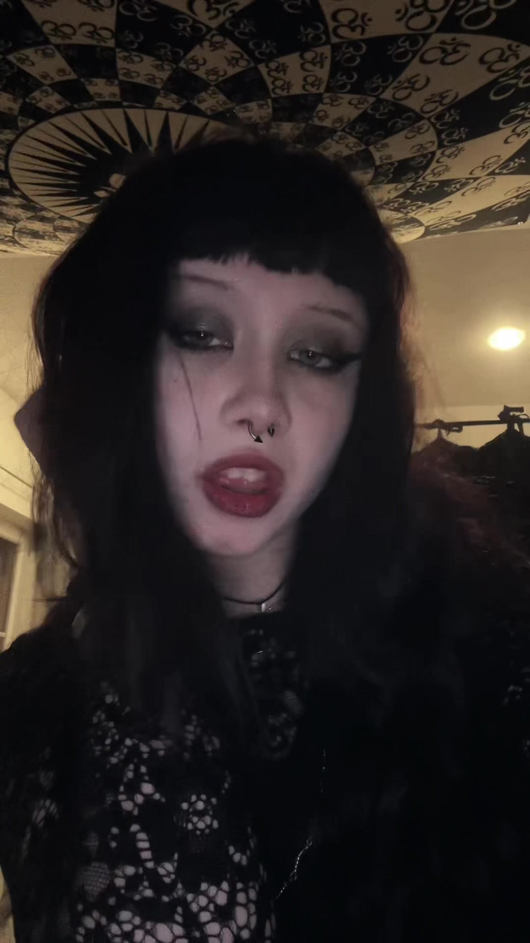 @Skylaxxc