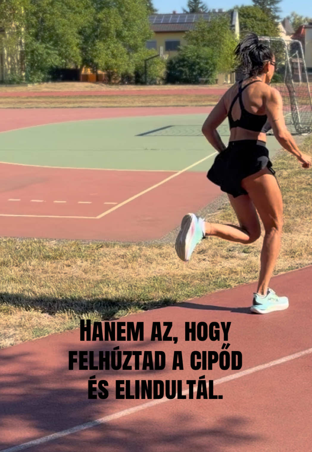 @Varga-Koloszár Enikő