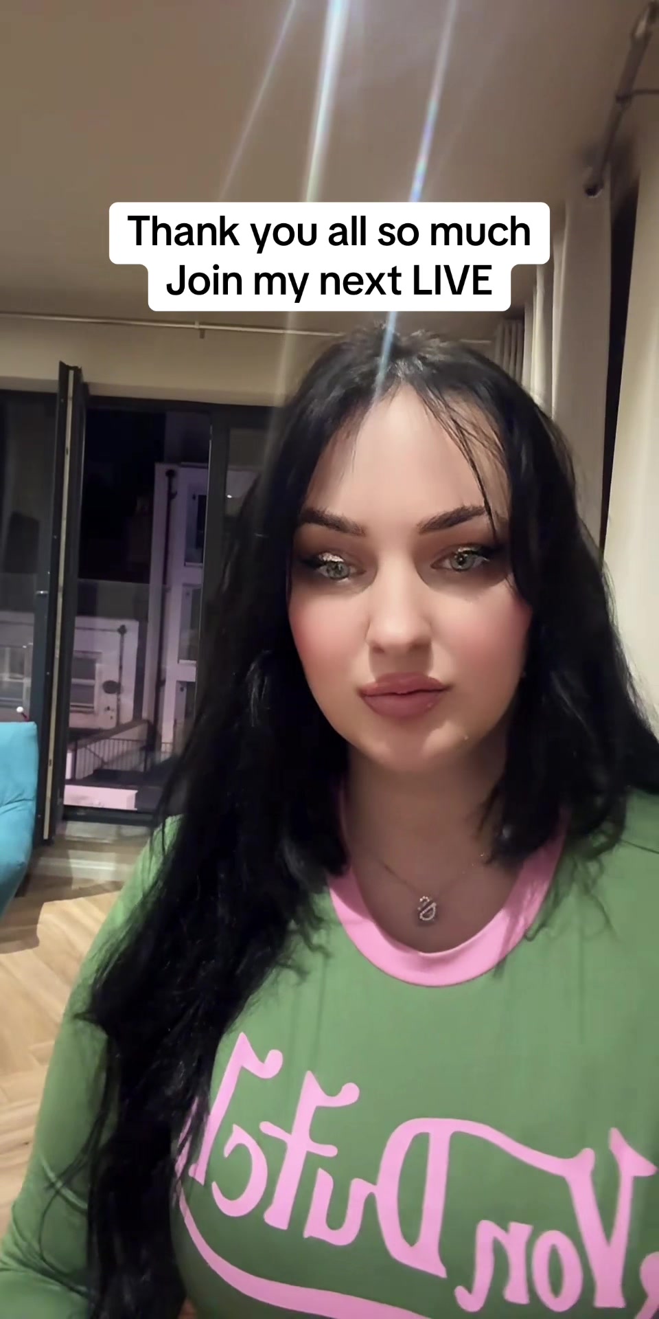 @Chloe🩵🩵💛💜💖🩵
