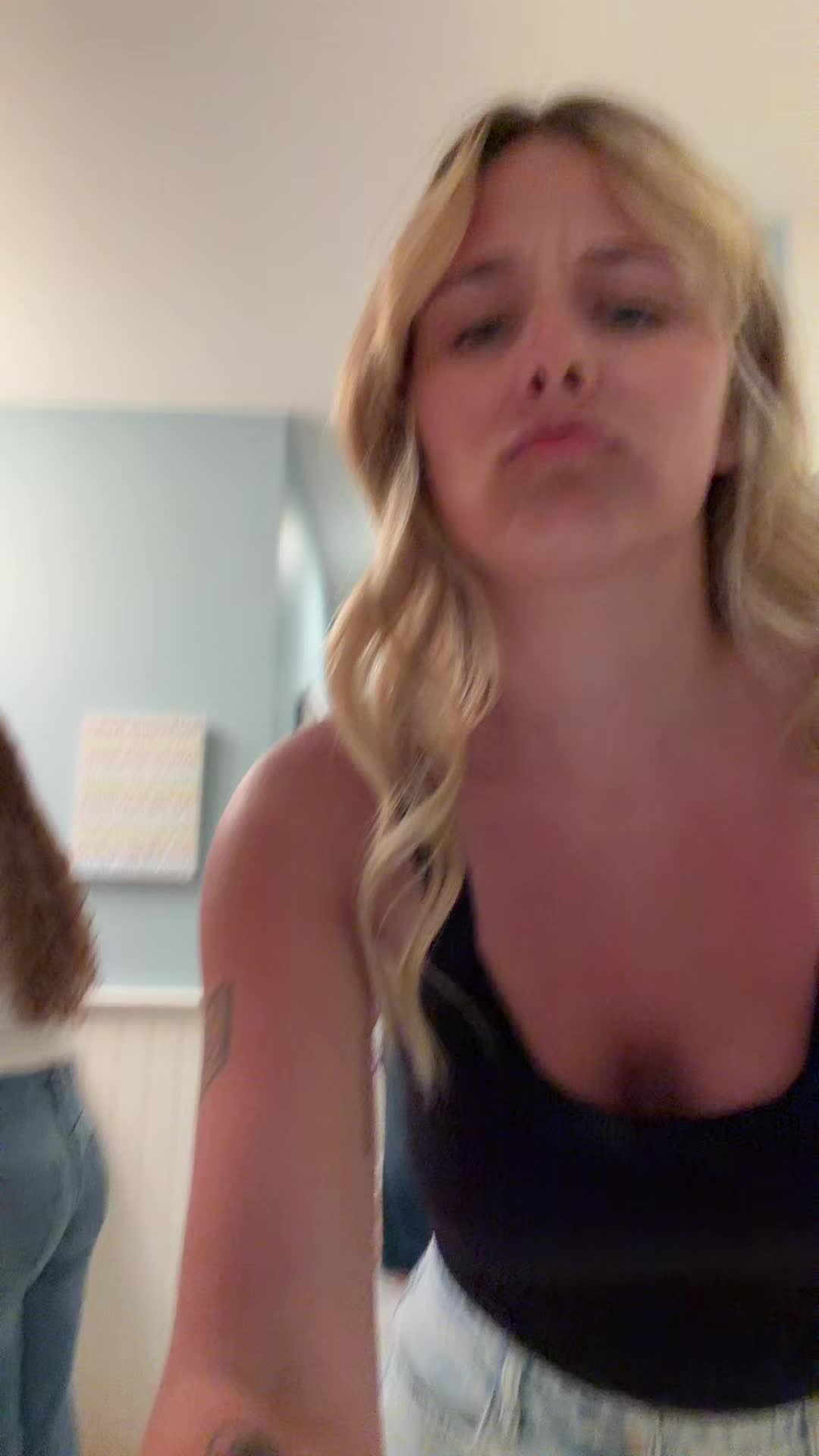 @kristinschaefer_