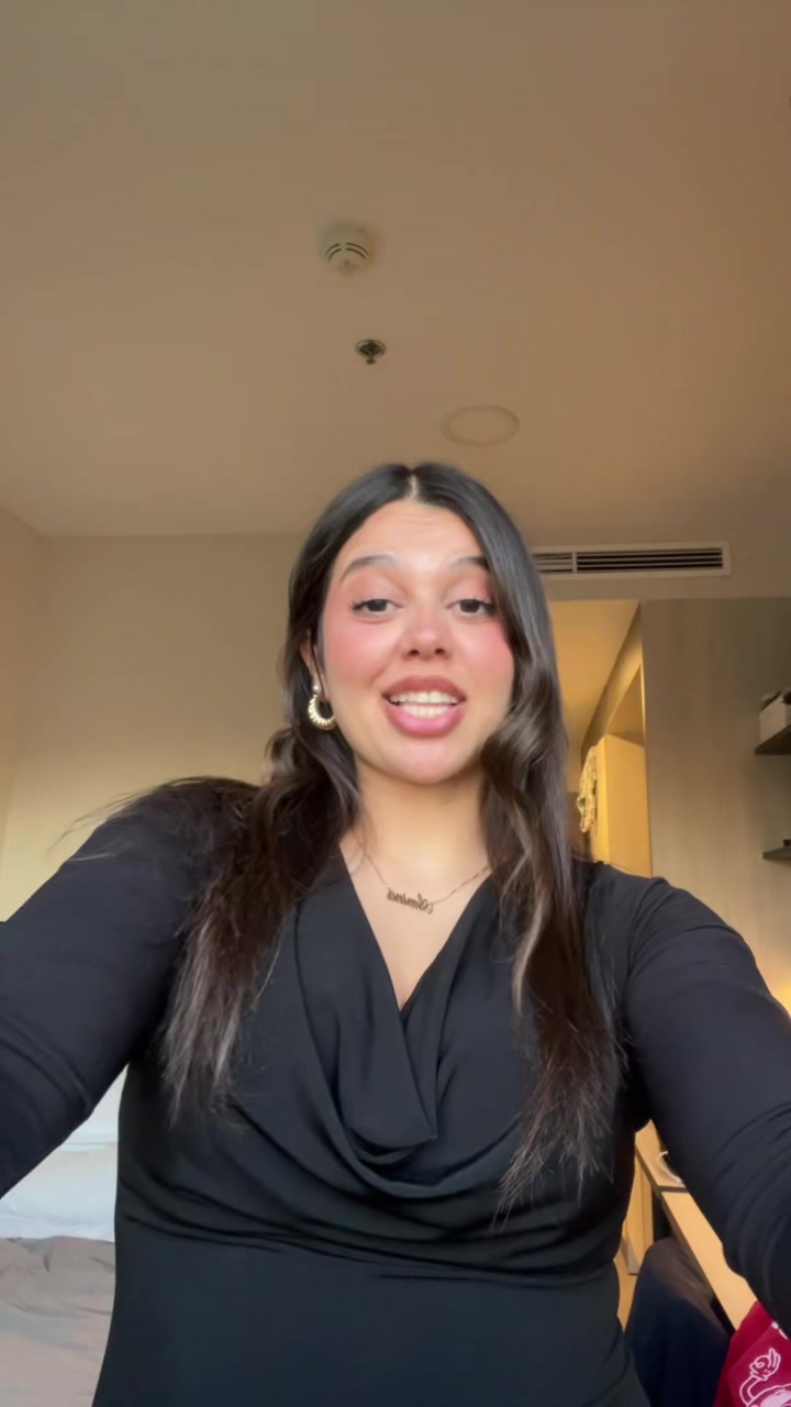 @amina🧃