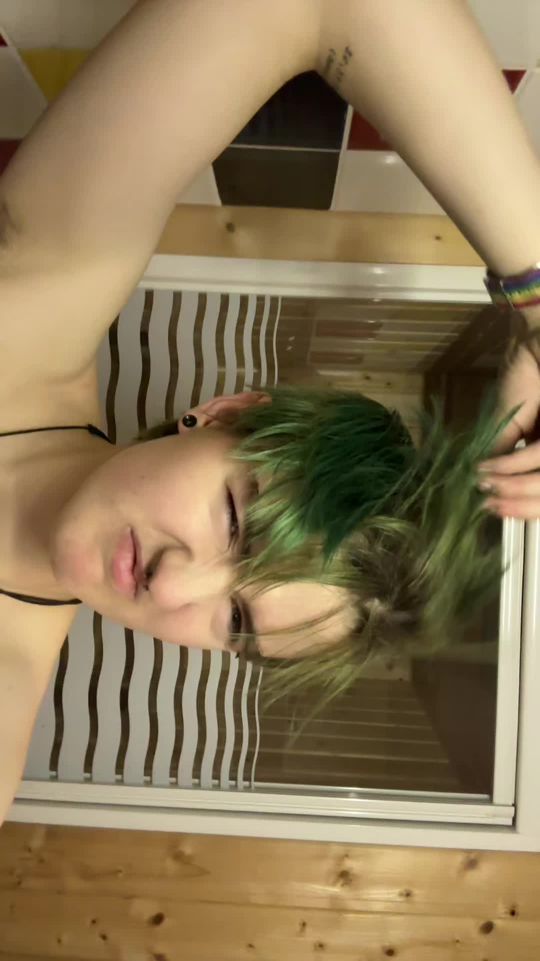 @ne0n_gravest0ne_78