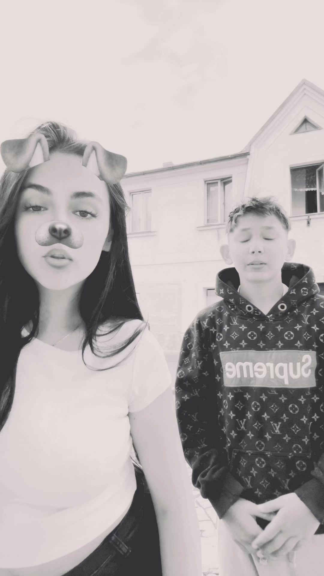 @Nikcaa