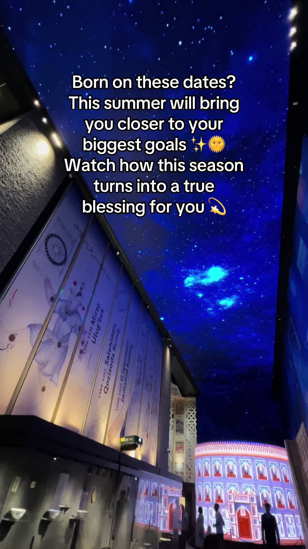 @_cosmic_influencer_