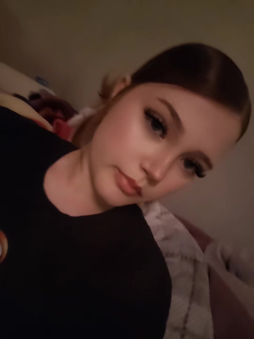 @💣