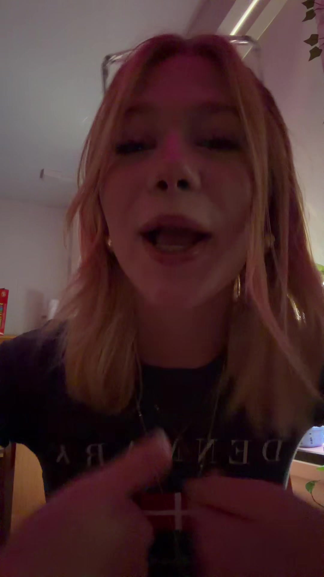 @Jade