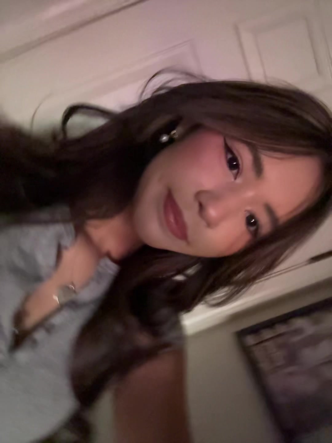 @anahiii