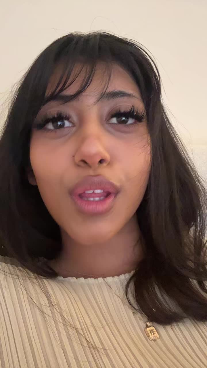 @￼