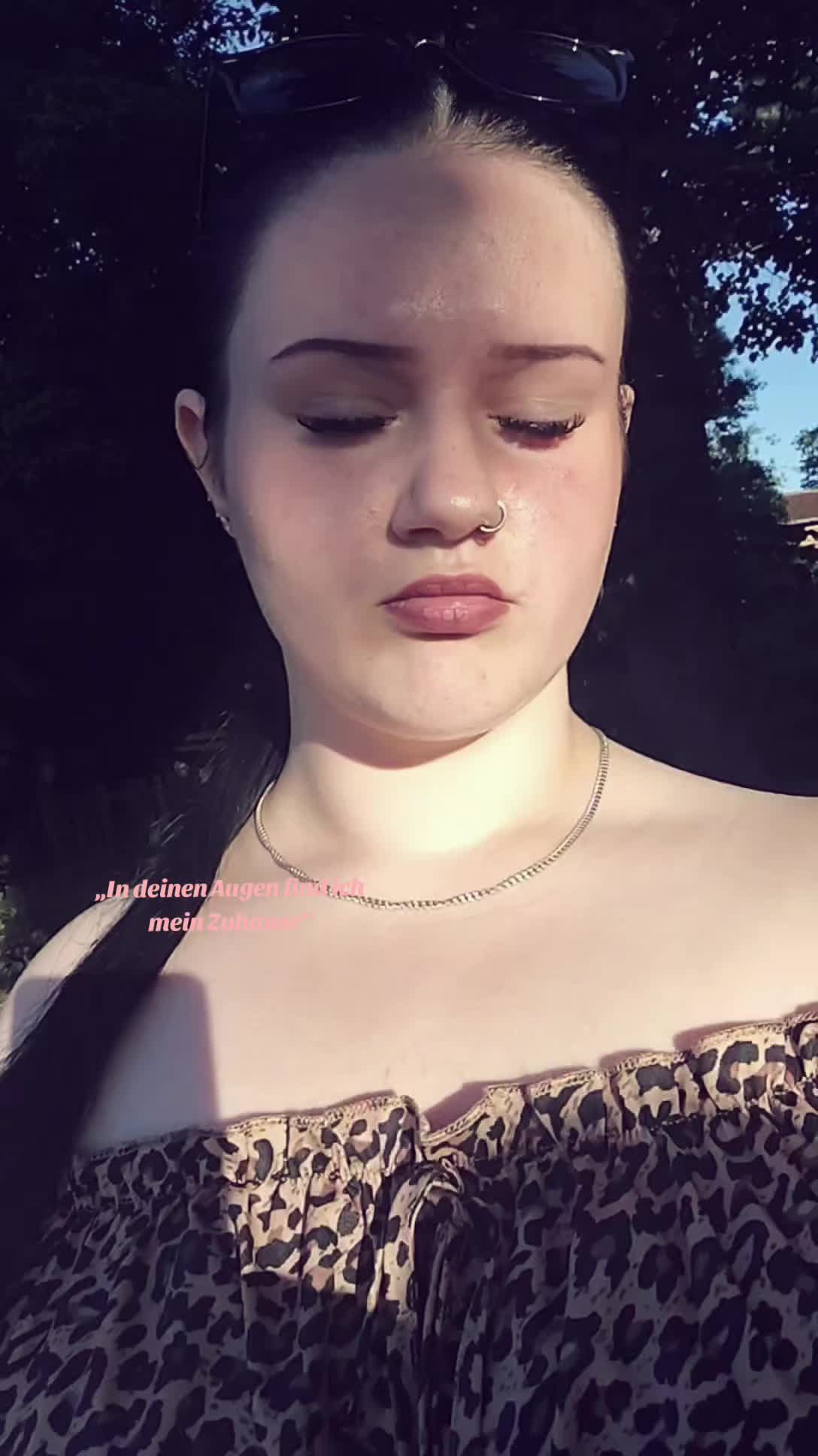 @Julie._.222🇩🇪🦅