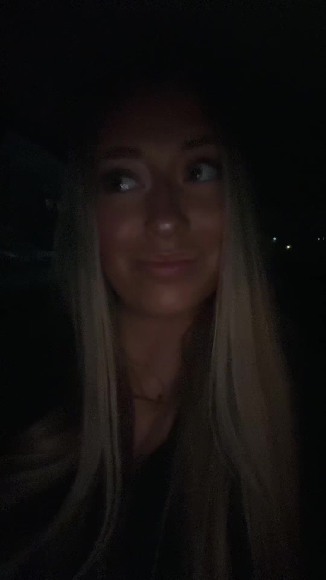 @👸🏼