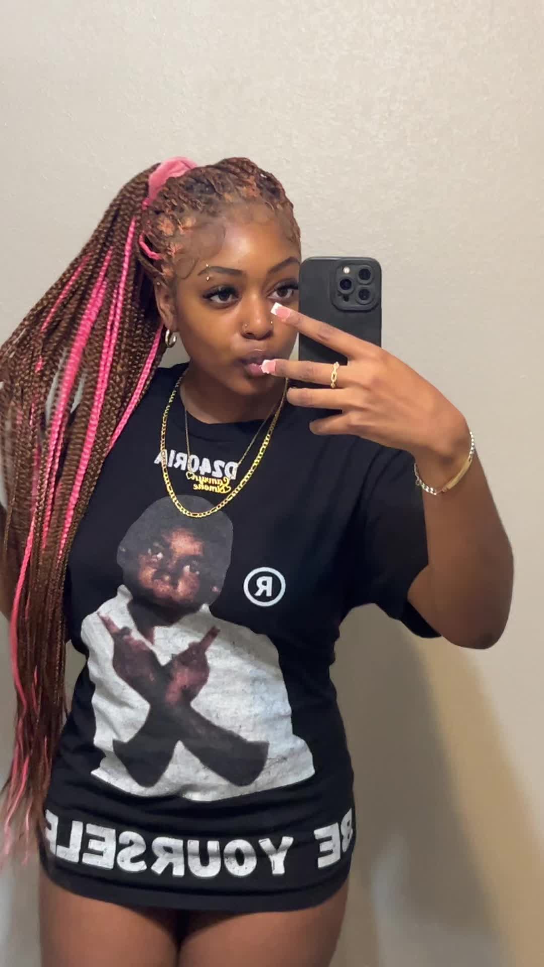 @Camryn Simone