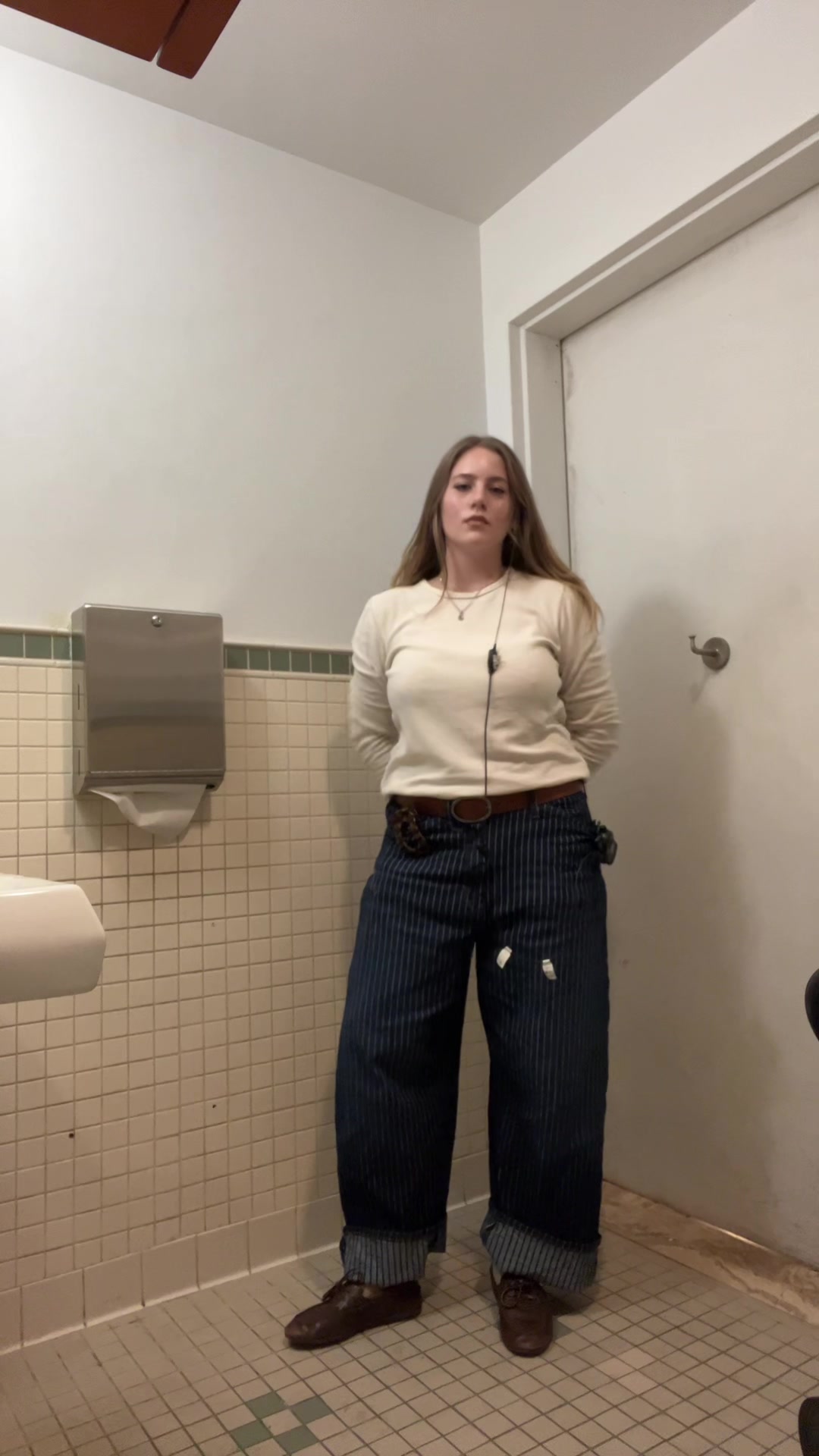 @g