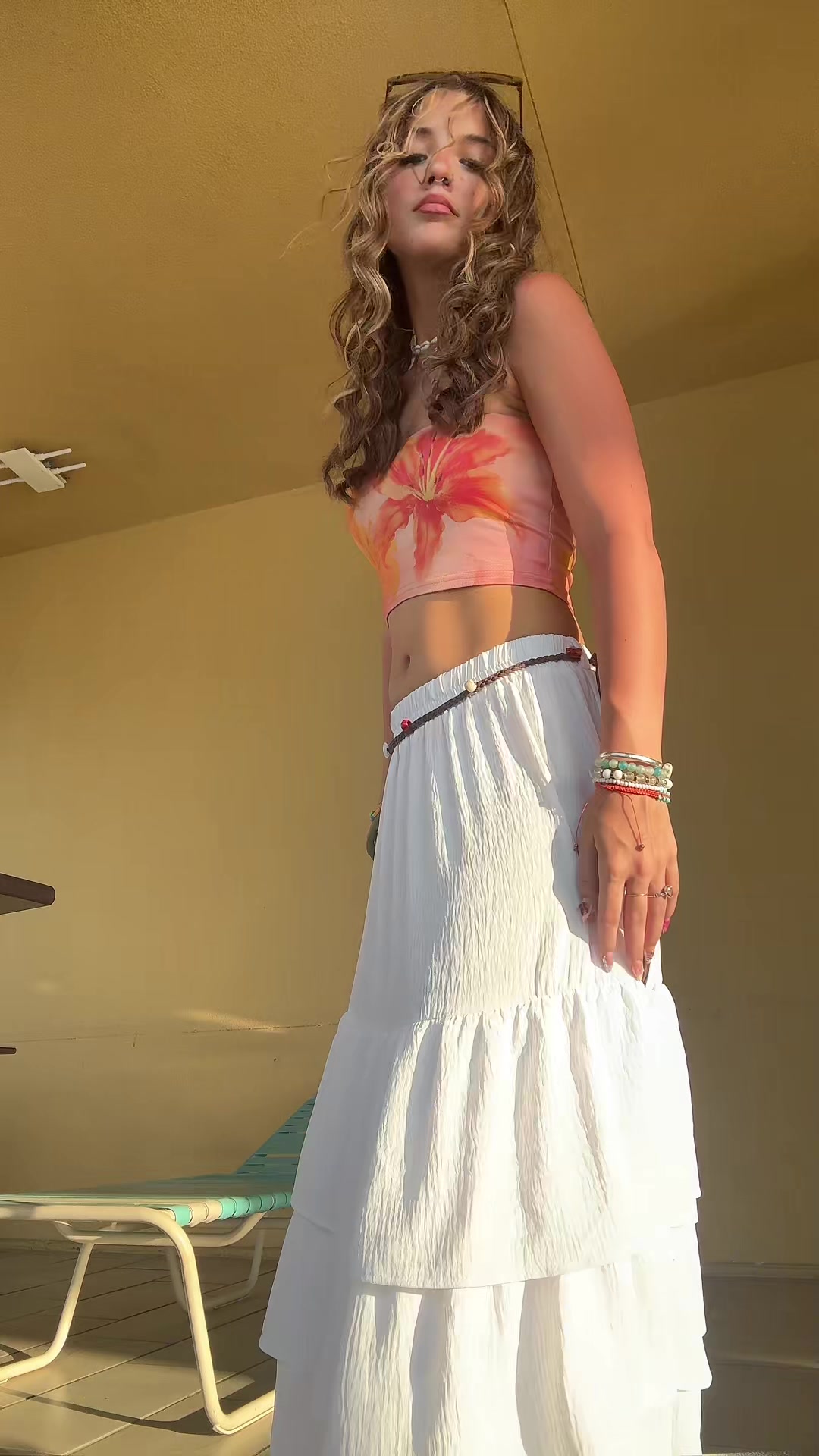 @️