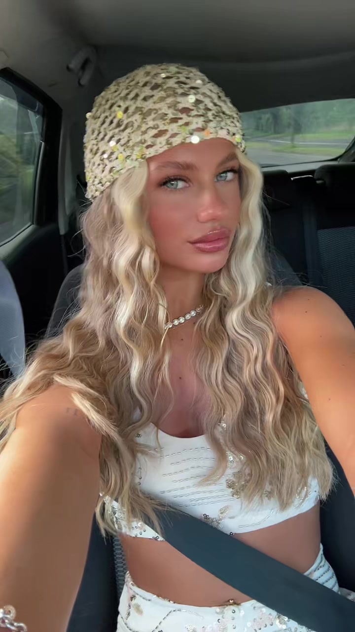 @vanesacalx