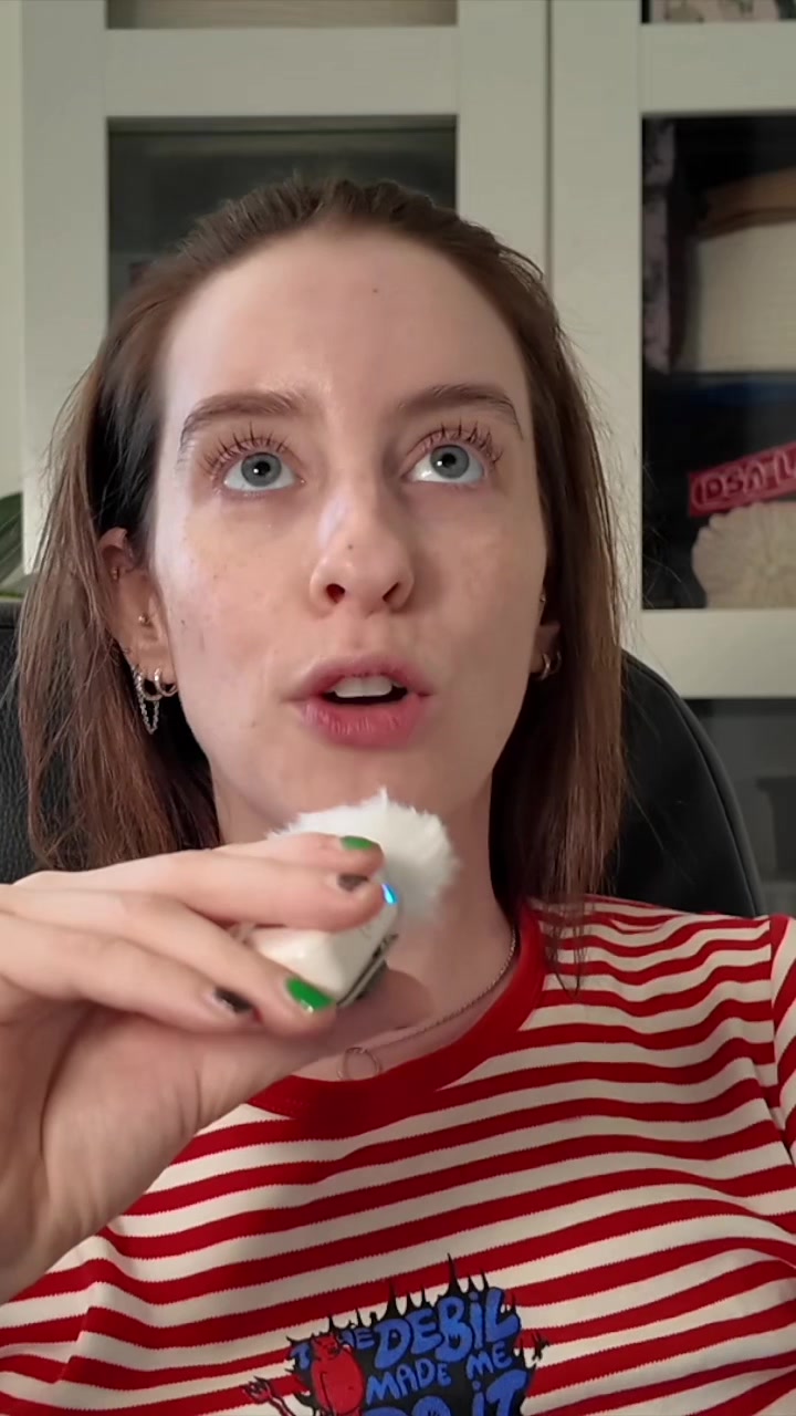 @carlyincontro