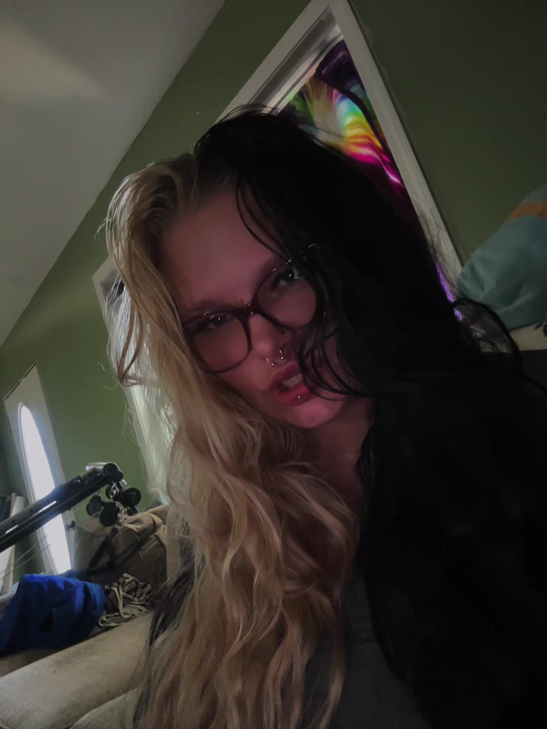 @Liv