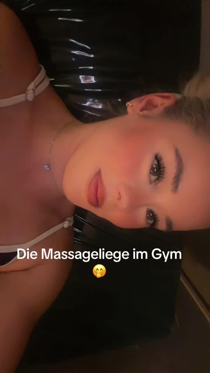 @adelina.s_08