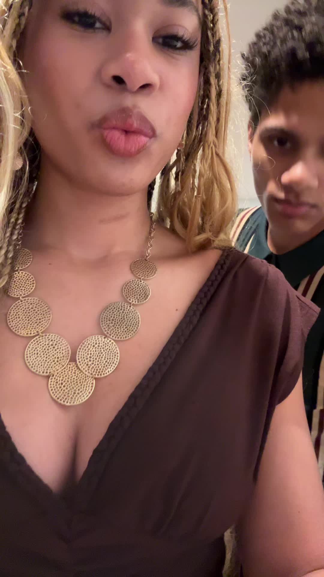 @Sammie