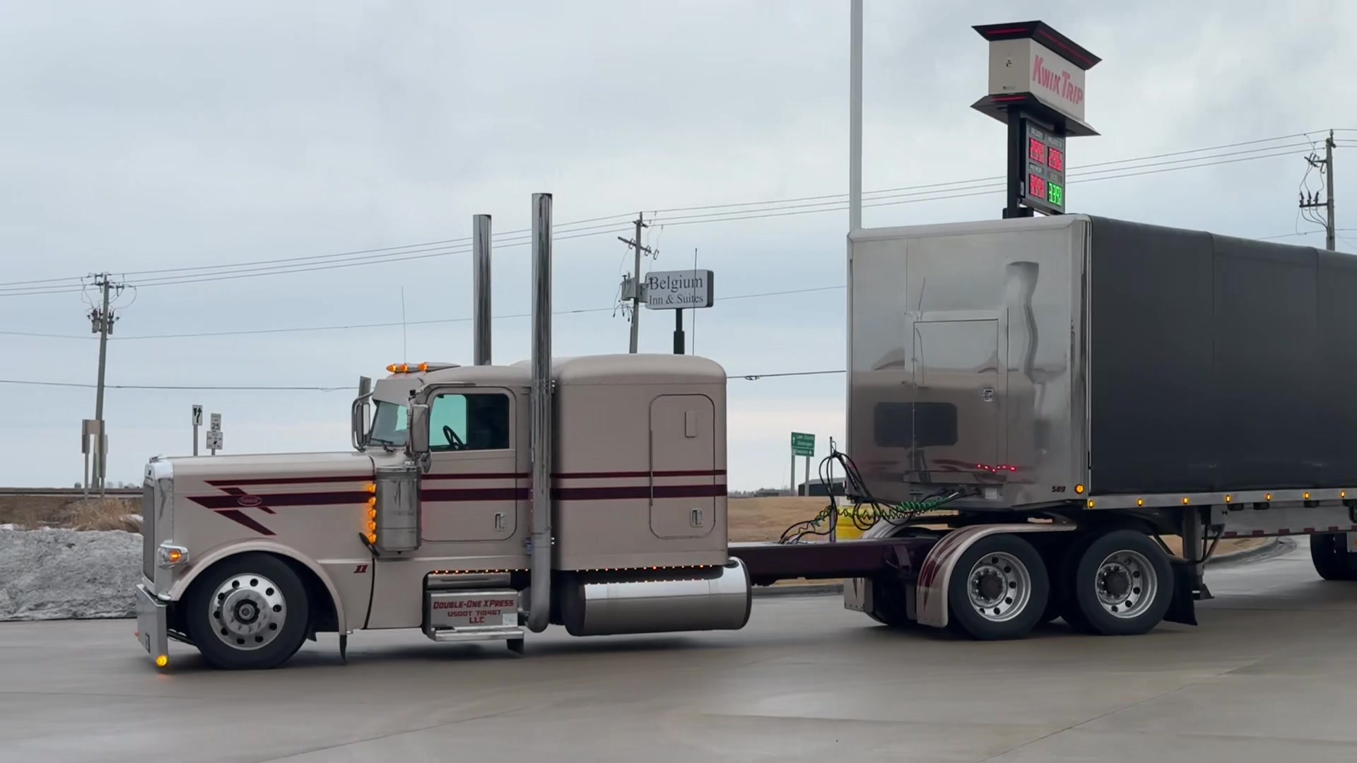 @WiscoBigRigs