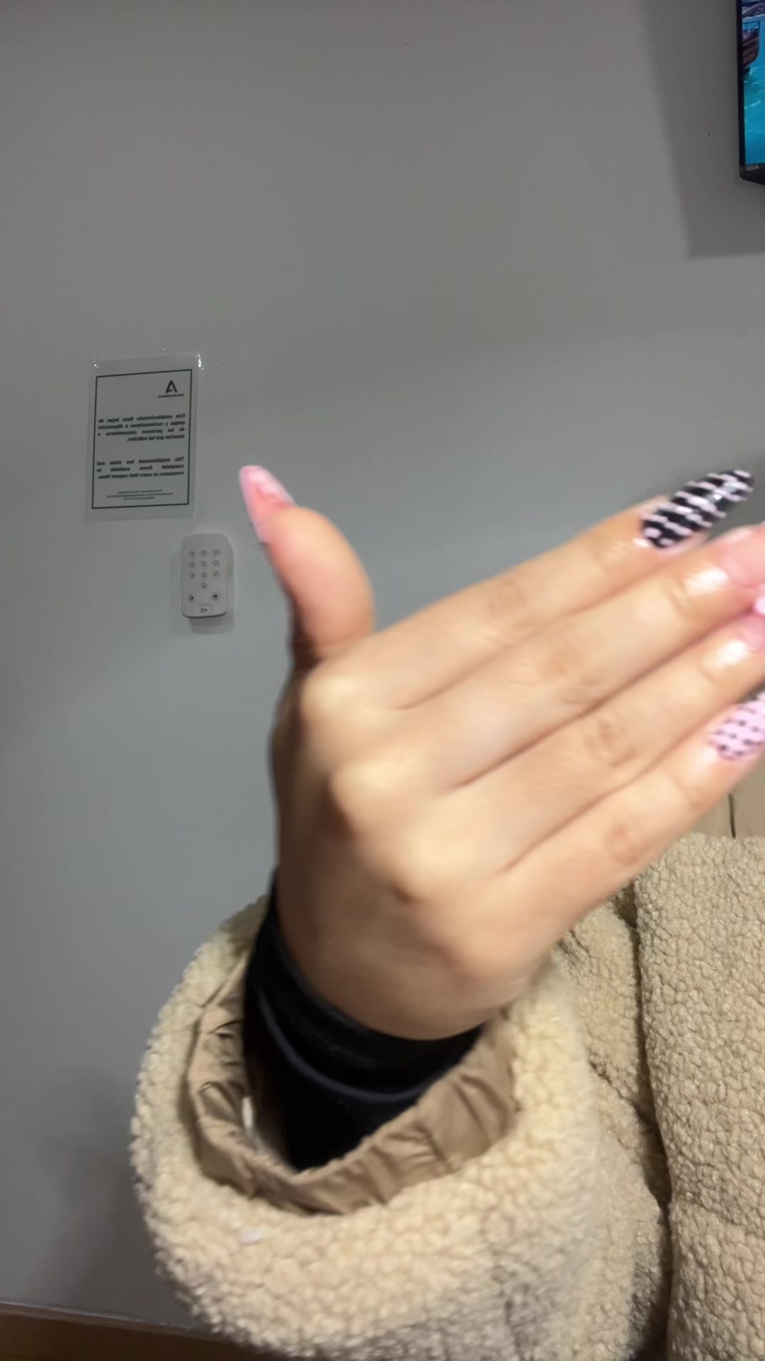 @Melani 🎀