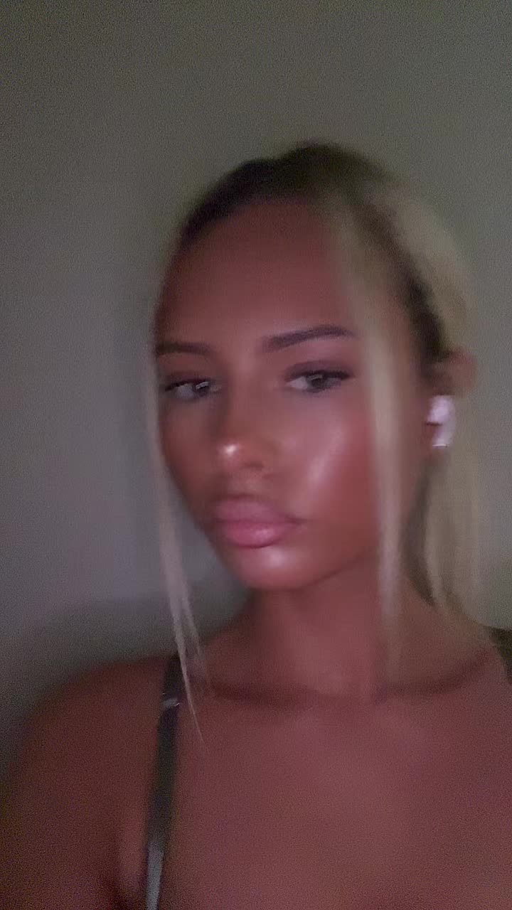 @keelyanne