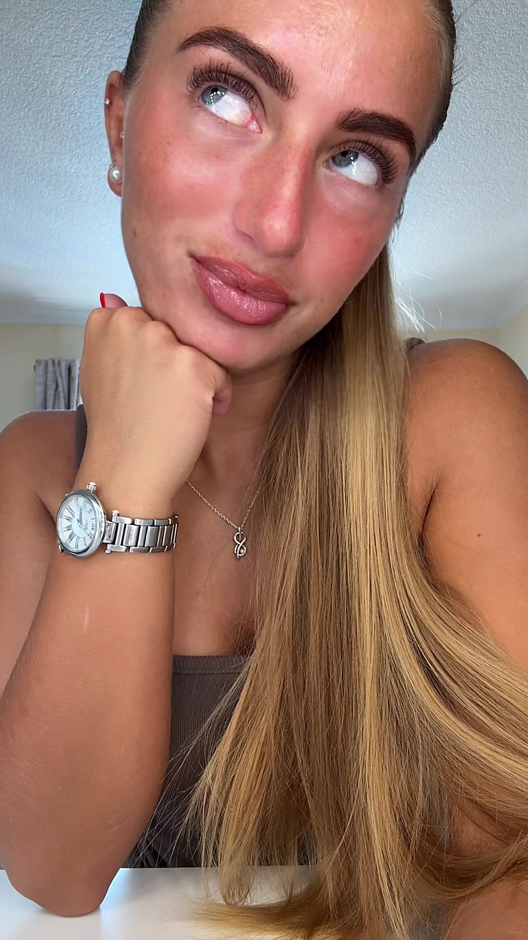 @𝓔𝓵𝓮𝓷𝓪𝓛𝓲𝓵𝔂