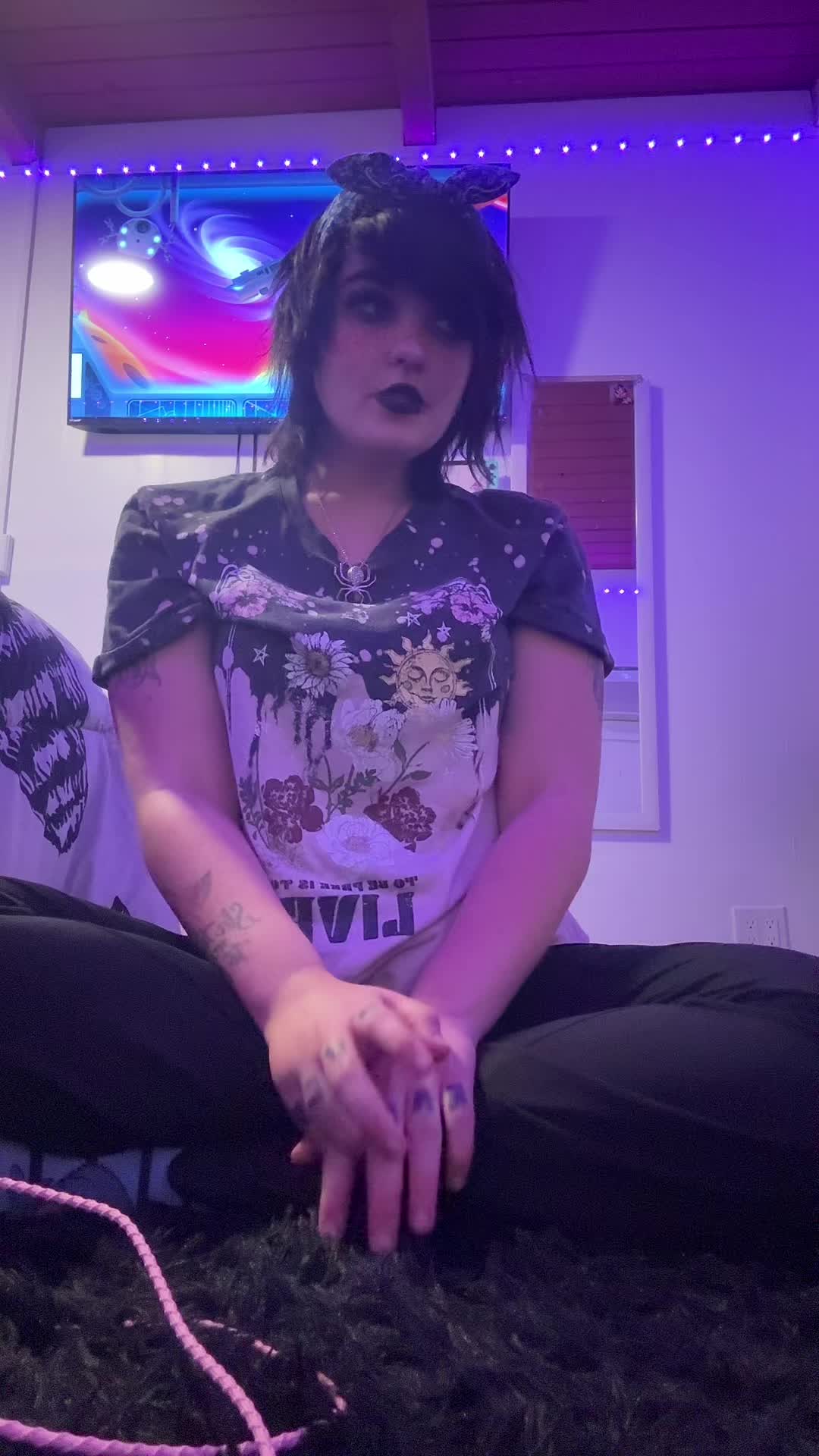 @Throat_goats11