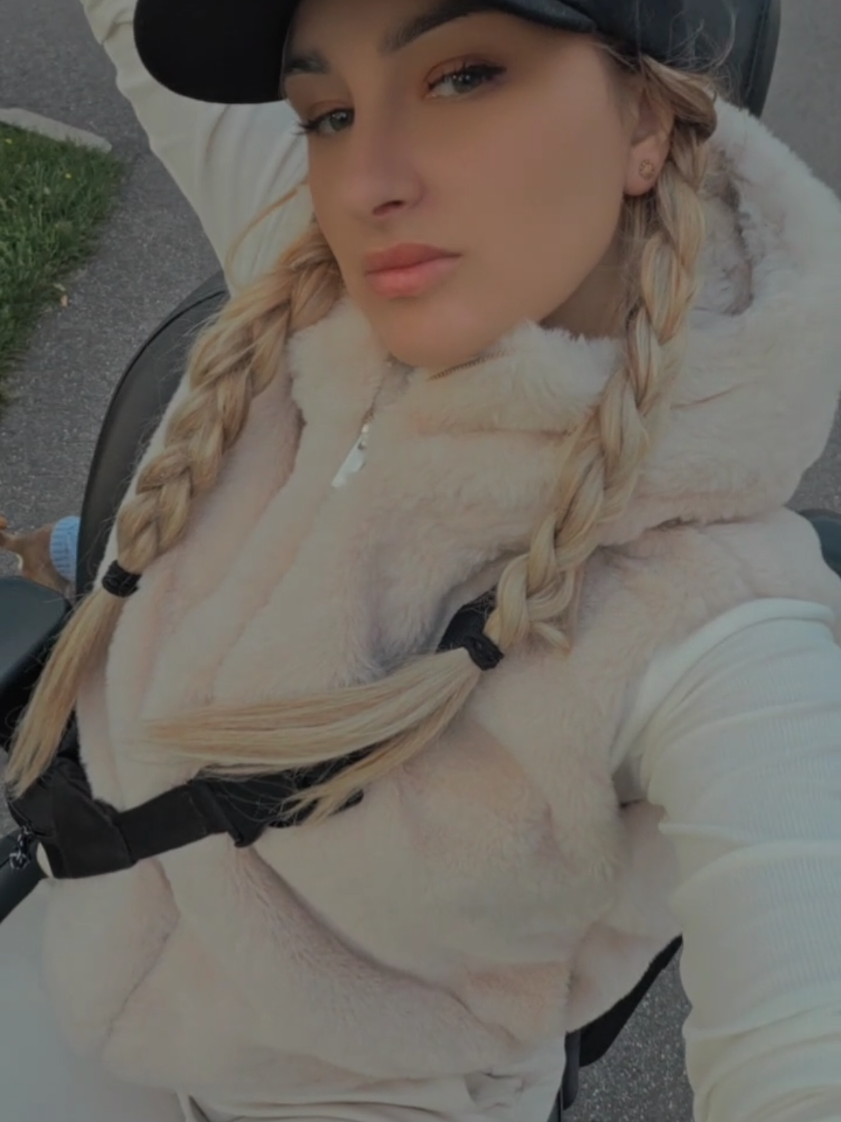 @Любовь