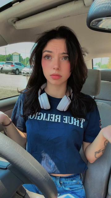@Xmindsworldx