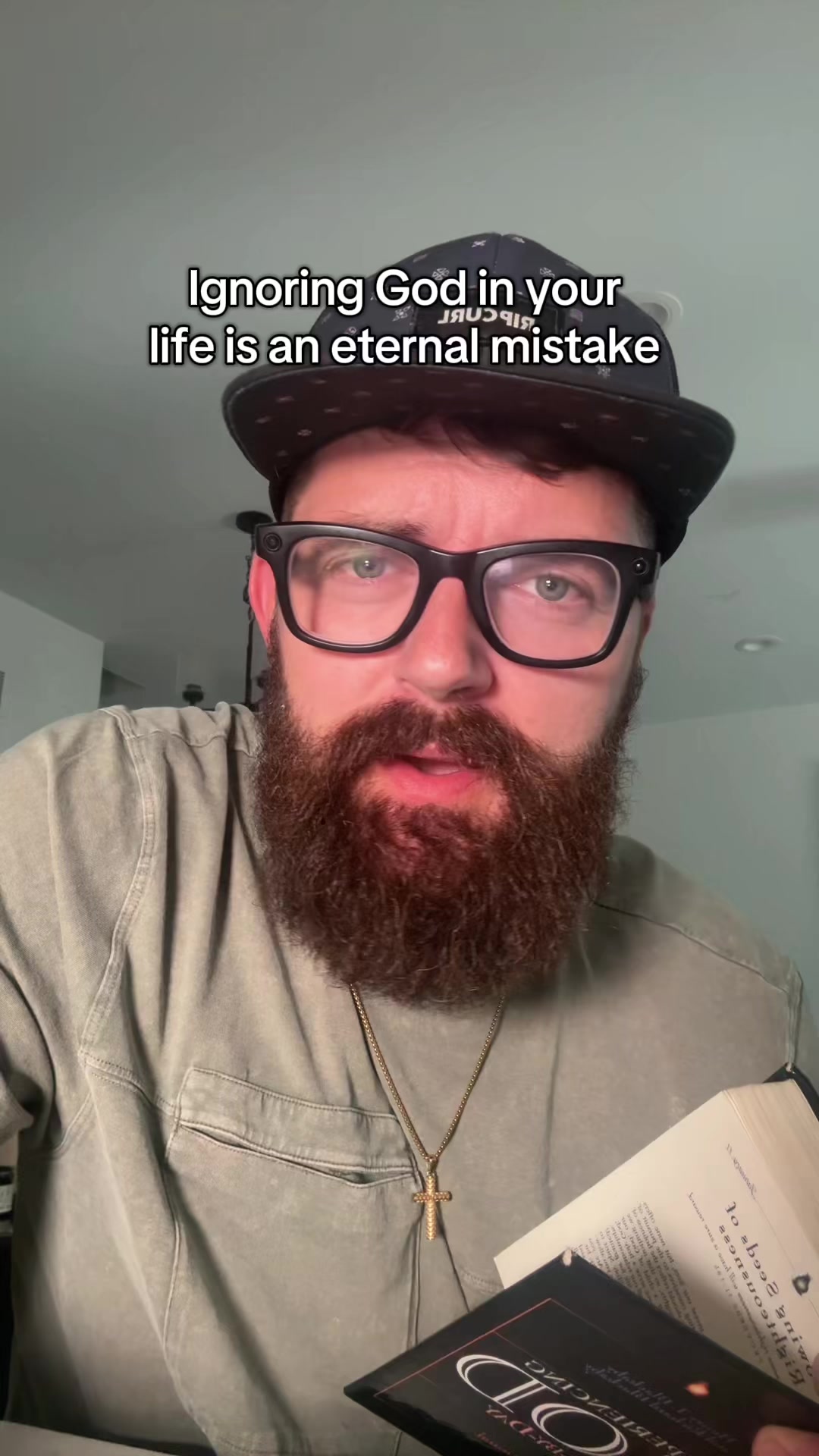 @r3alism_0fficial