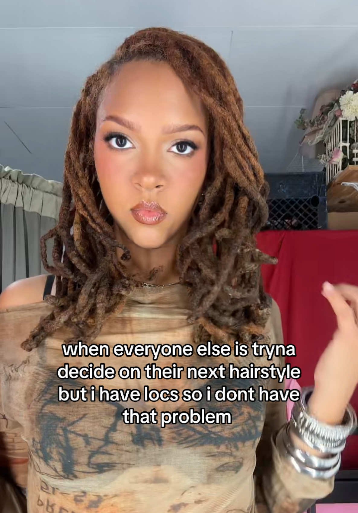 @ella b.