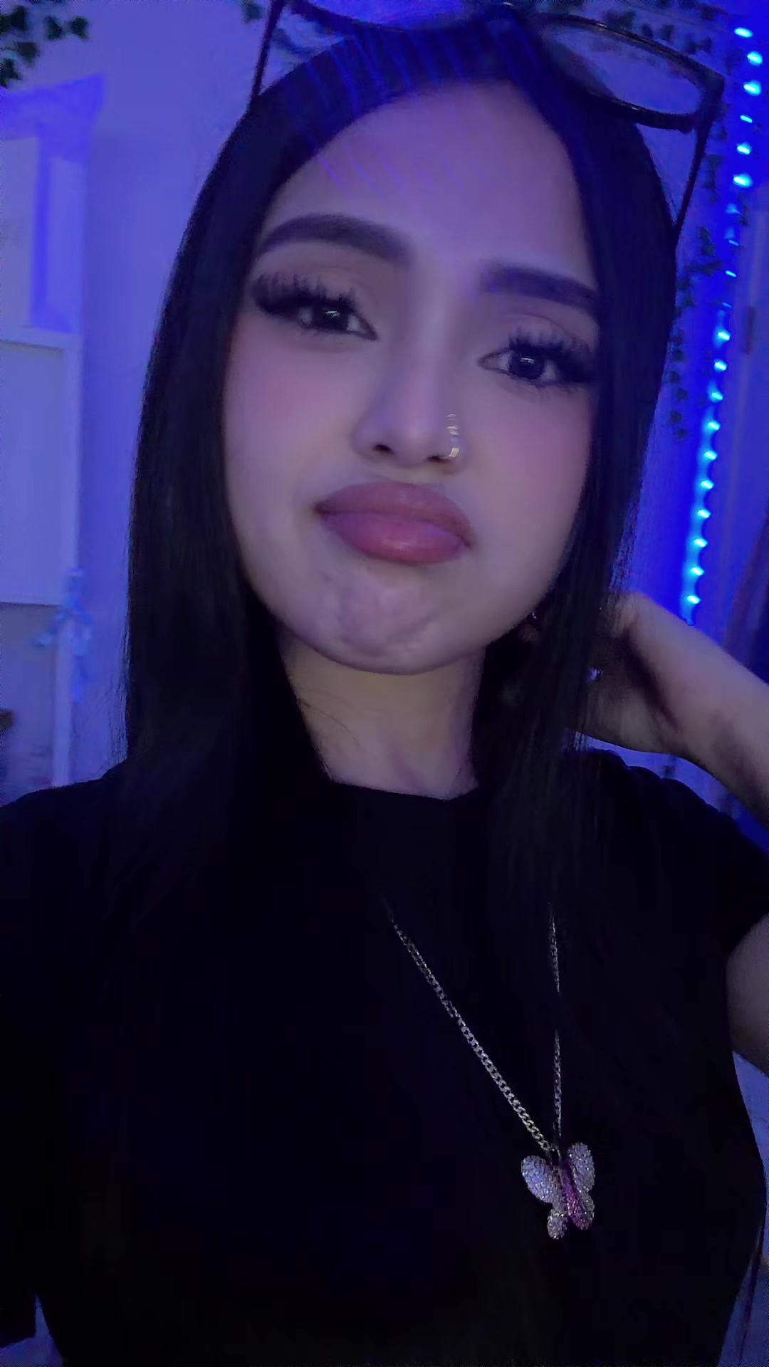 @ɴɪʜᴀᢉ𐭩
