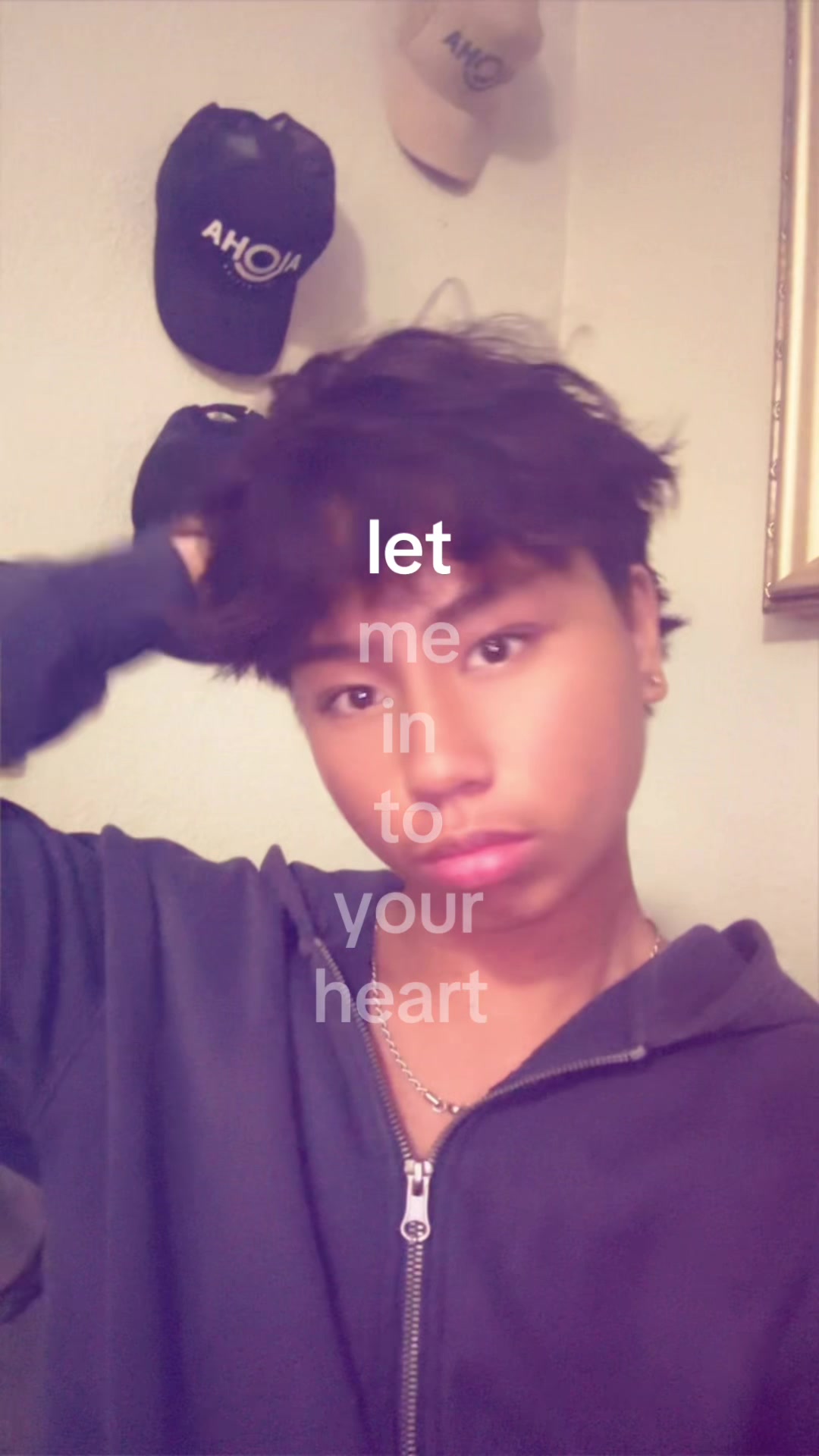 @♱