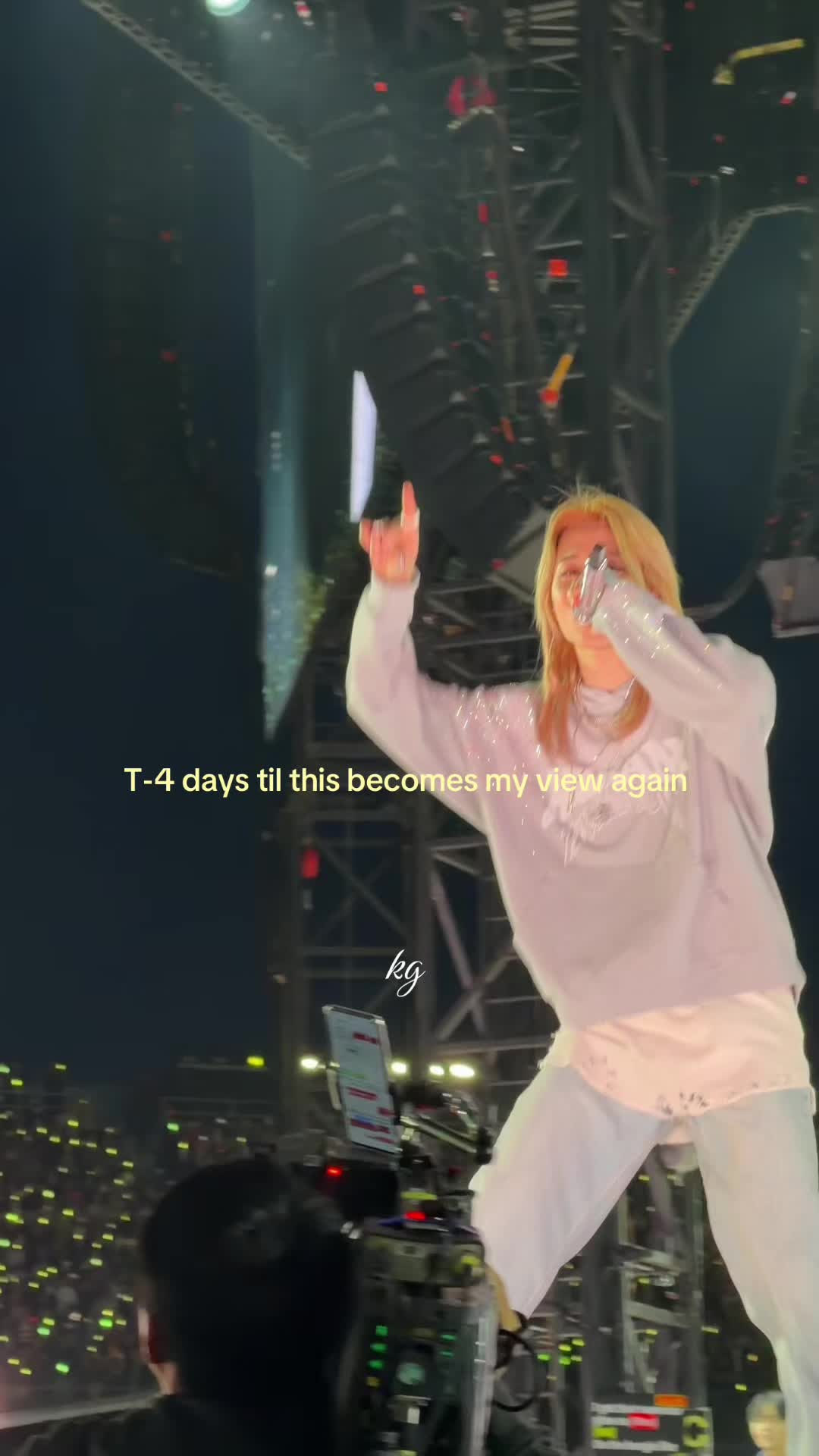 @ky ⋆˚✿🍒𐙚⋆˚