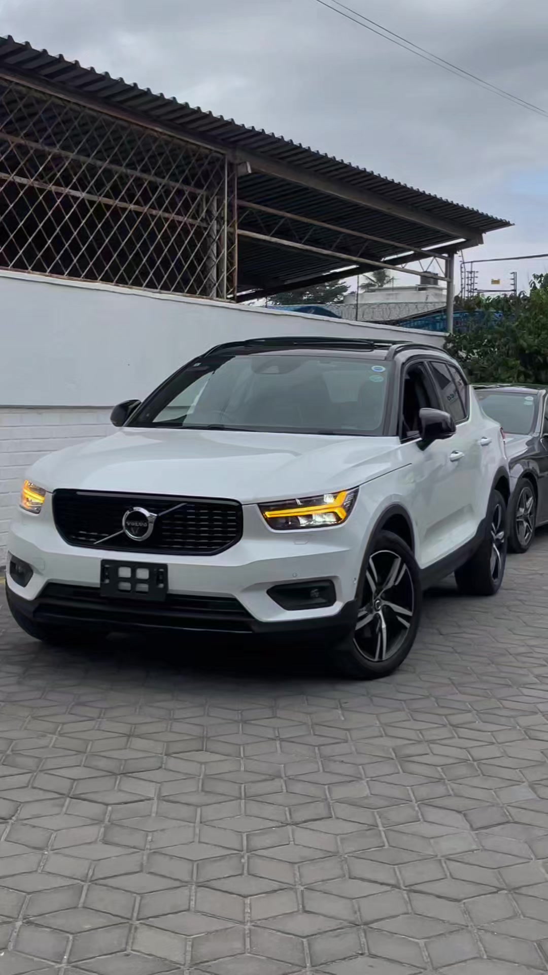 @IZOLO CARS