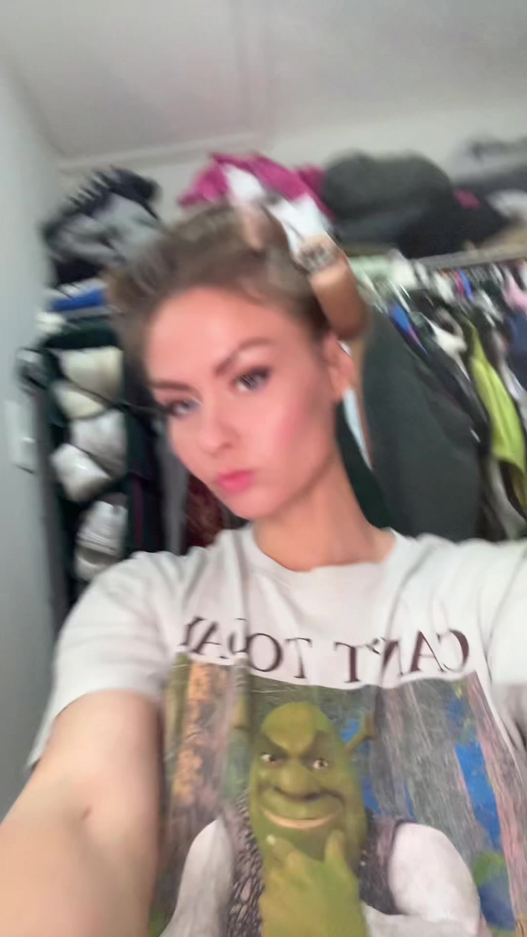 @nikkigray_