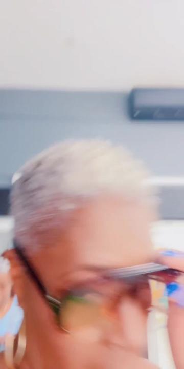 @QueenRiseUp❌