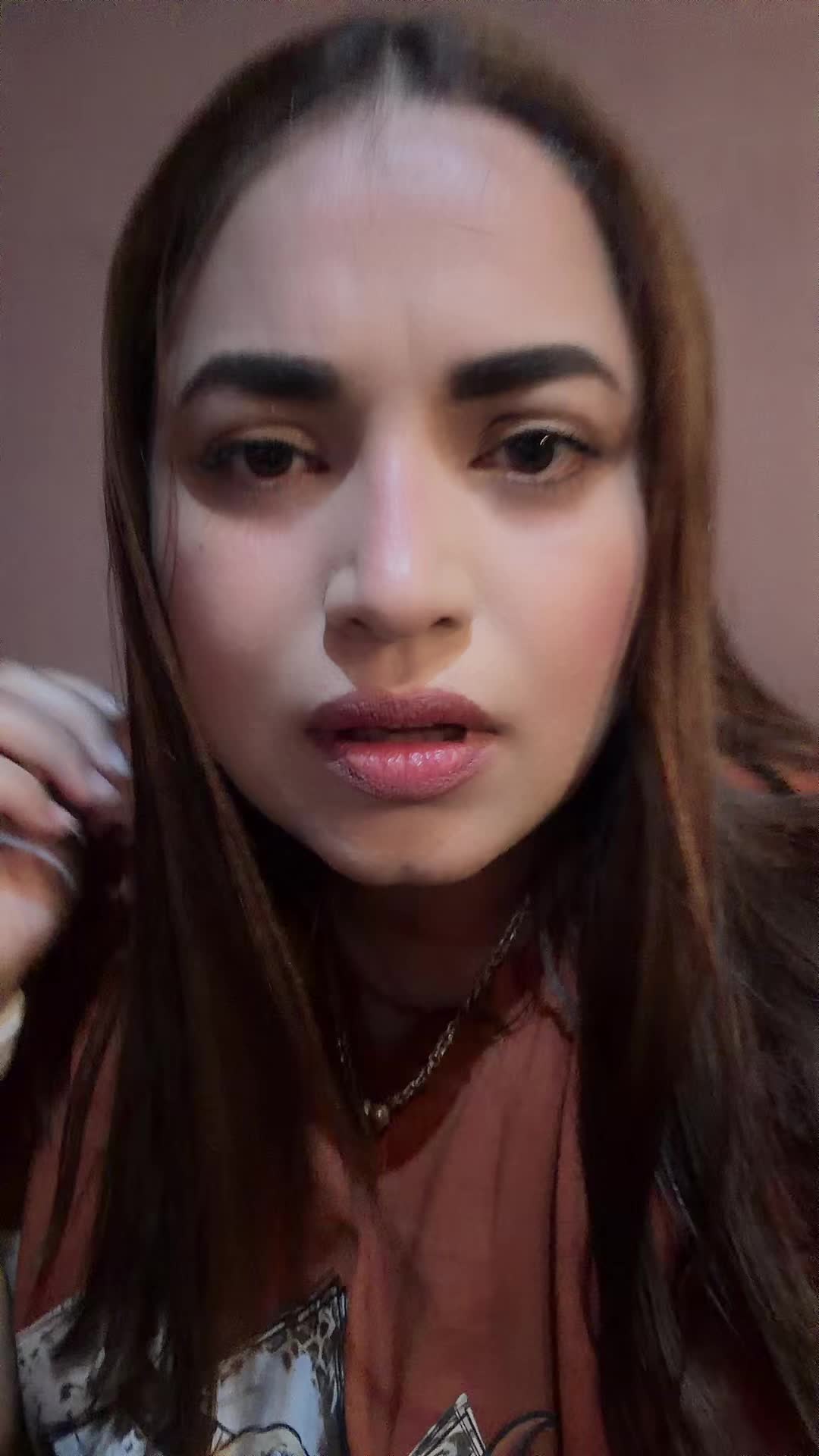 @FIONA ๐๐ฑ๐ OFICIAL