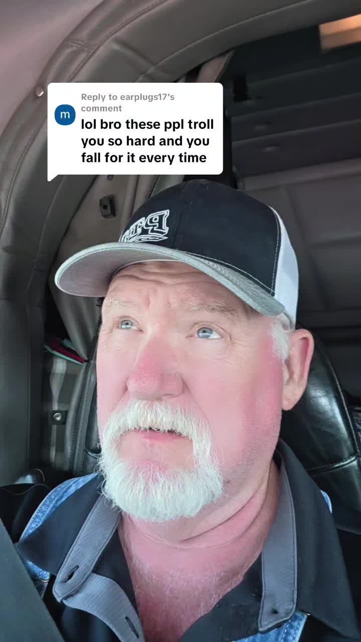 @BearTheVoice3 (Barry Mathews)