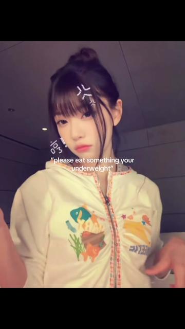 @𐙚˚࿔ liz 𝜗𝜚˚⋆