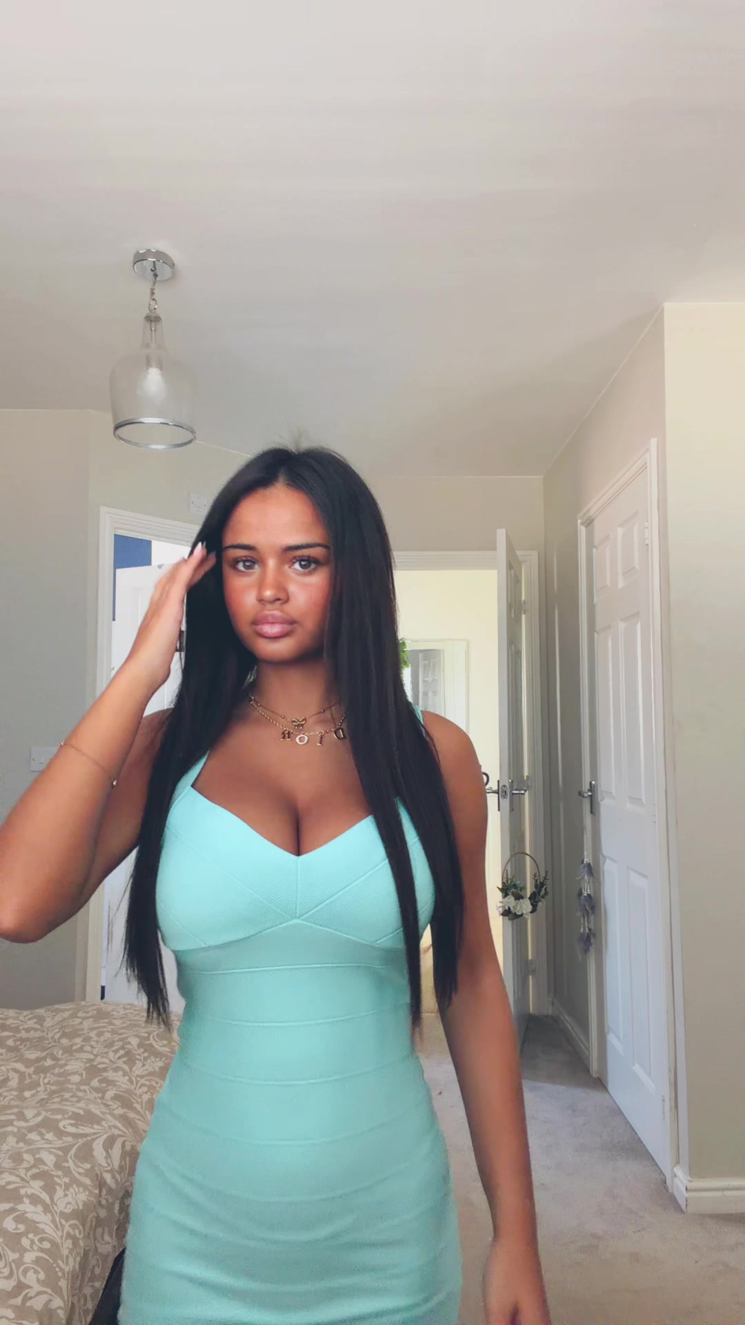 @𝓗 ♡