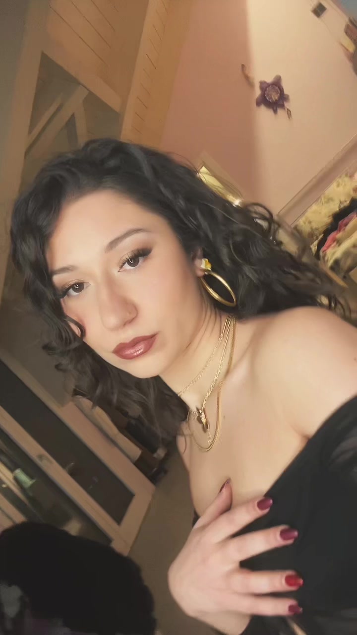 @_Sara_