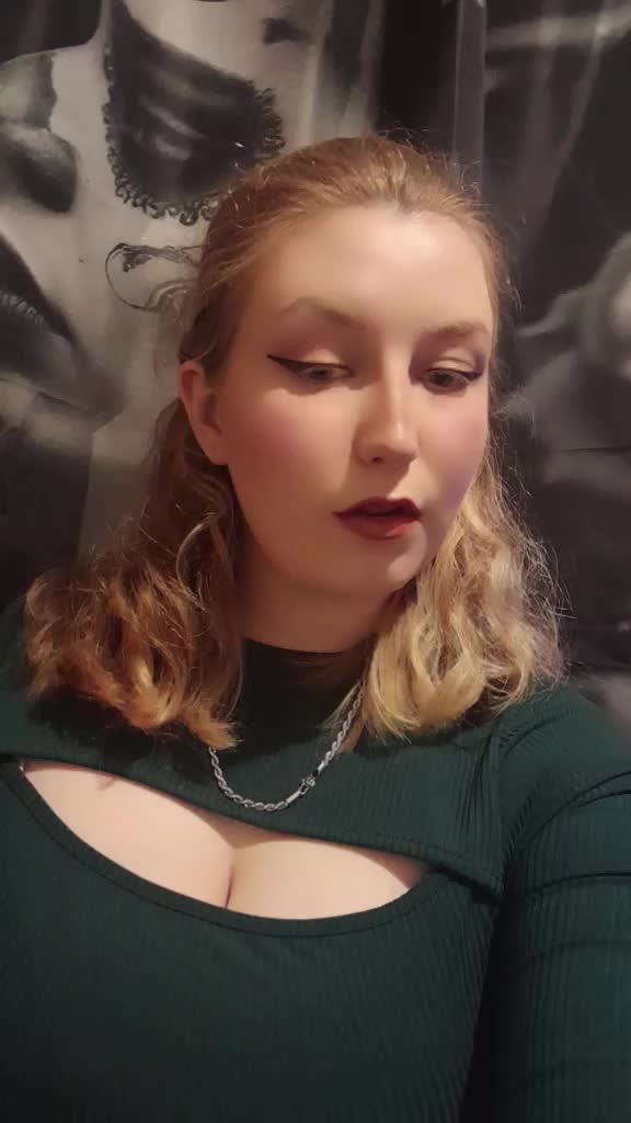 @❤️🖤HisGoth🖤❤️