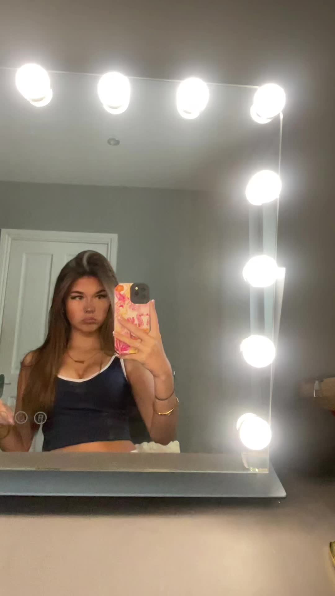 @ELLIE🪽