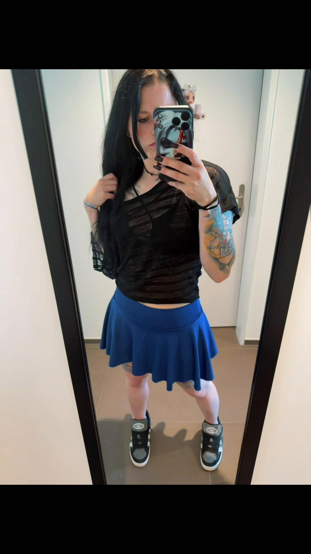 @Lany_blue7