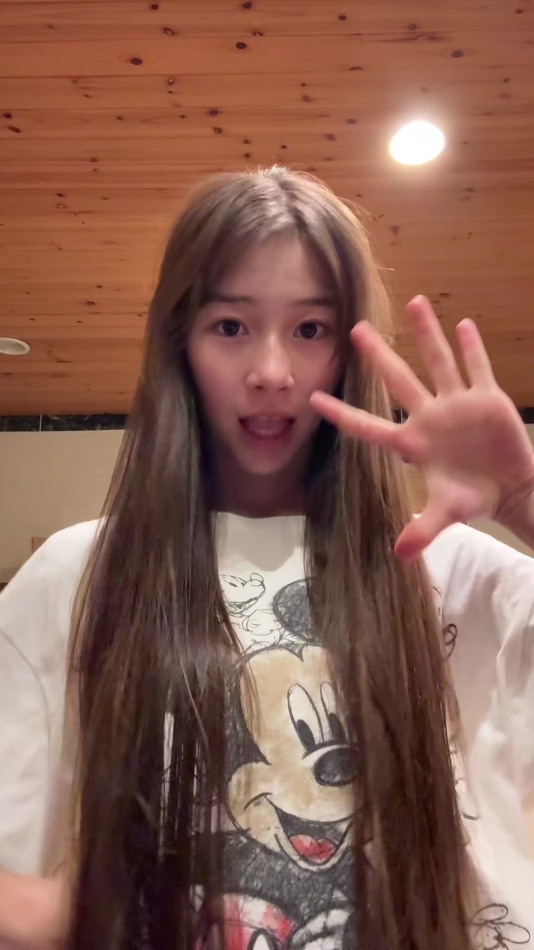 @杉崎 ジュリア